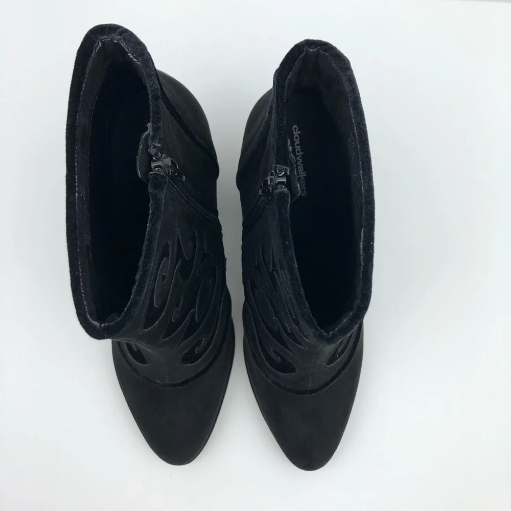 Cloudwalkers by Avenue Black Ankle Booties | 9.5 - Picture 2 of 8